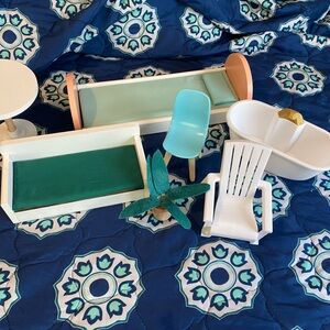 Dollhouse furniture